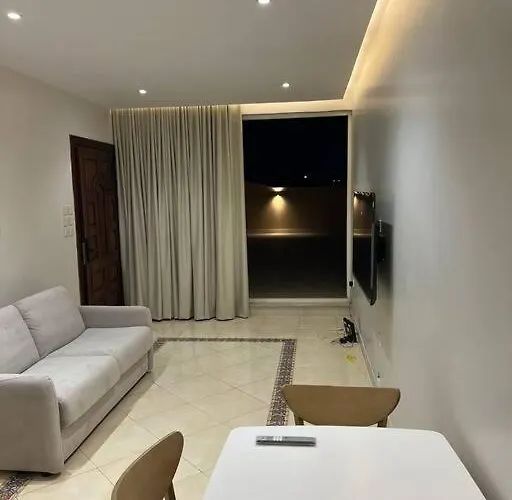 رووف السلامة بجوار التسوق والمطاعم الحيوية, al Salma